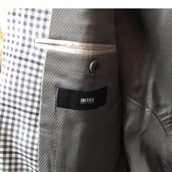 Hugo Boss Blazer with Patched Sleeves - Picture 4 of 4